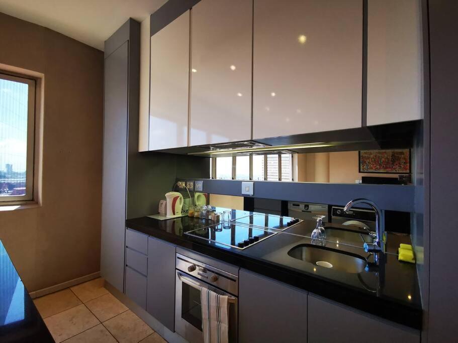 1007-Stunning Studio Apt With Incredible Joburg Views Johannesburg Eksteriør bilde