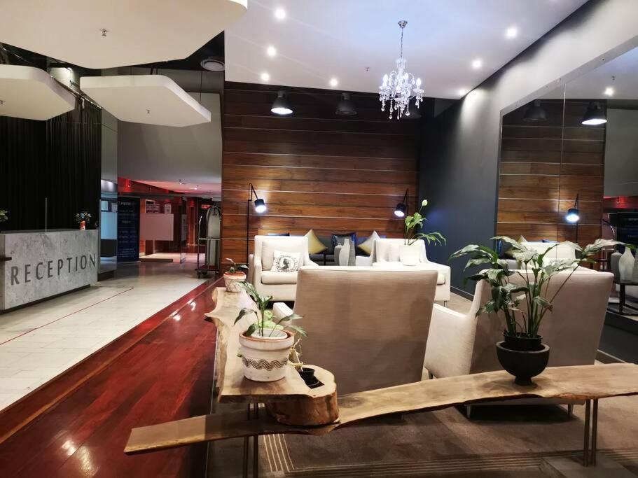 1007-Stunning Studio Apt With Incredible Joburg Views Johannesburg Eksteriør bilde